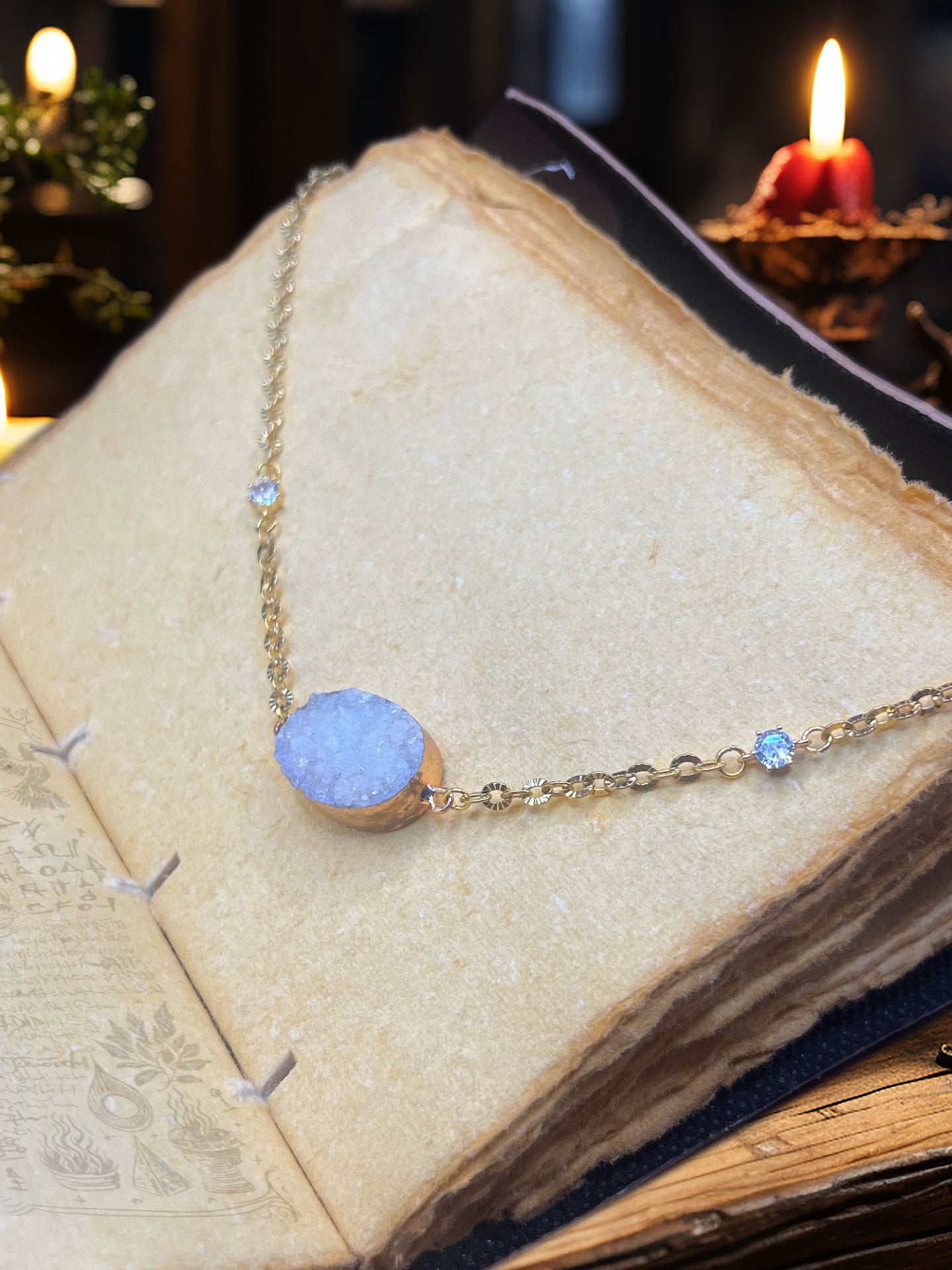 Collier Roche Envoûtée