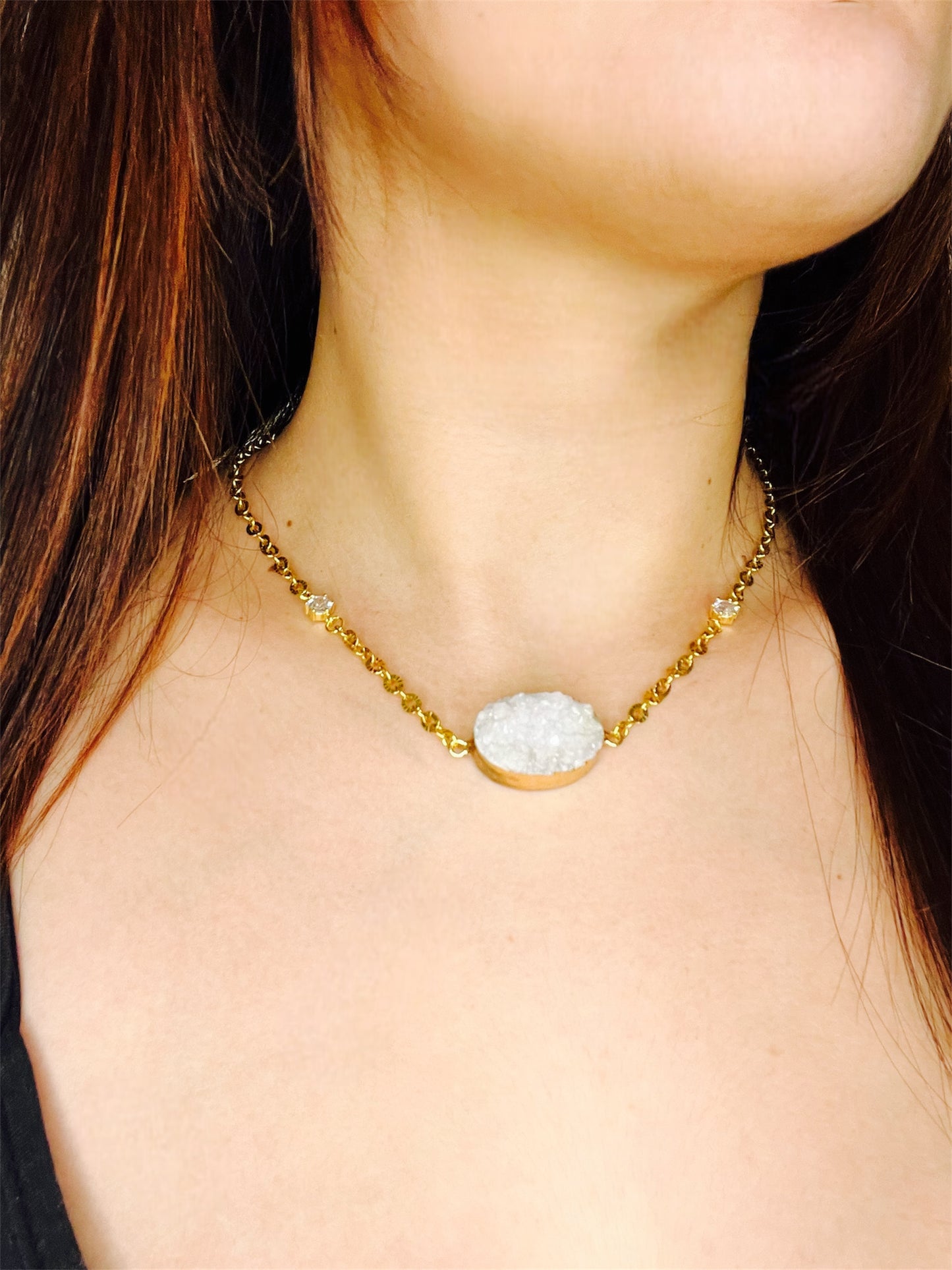 Collier Roche Envoûtée