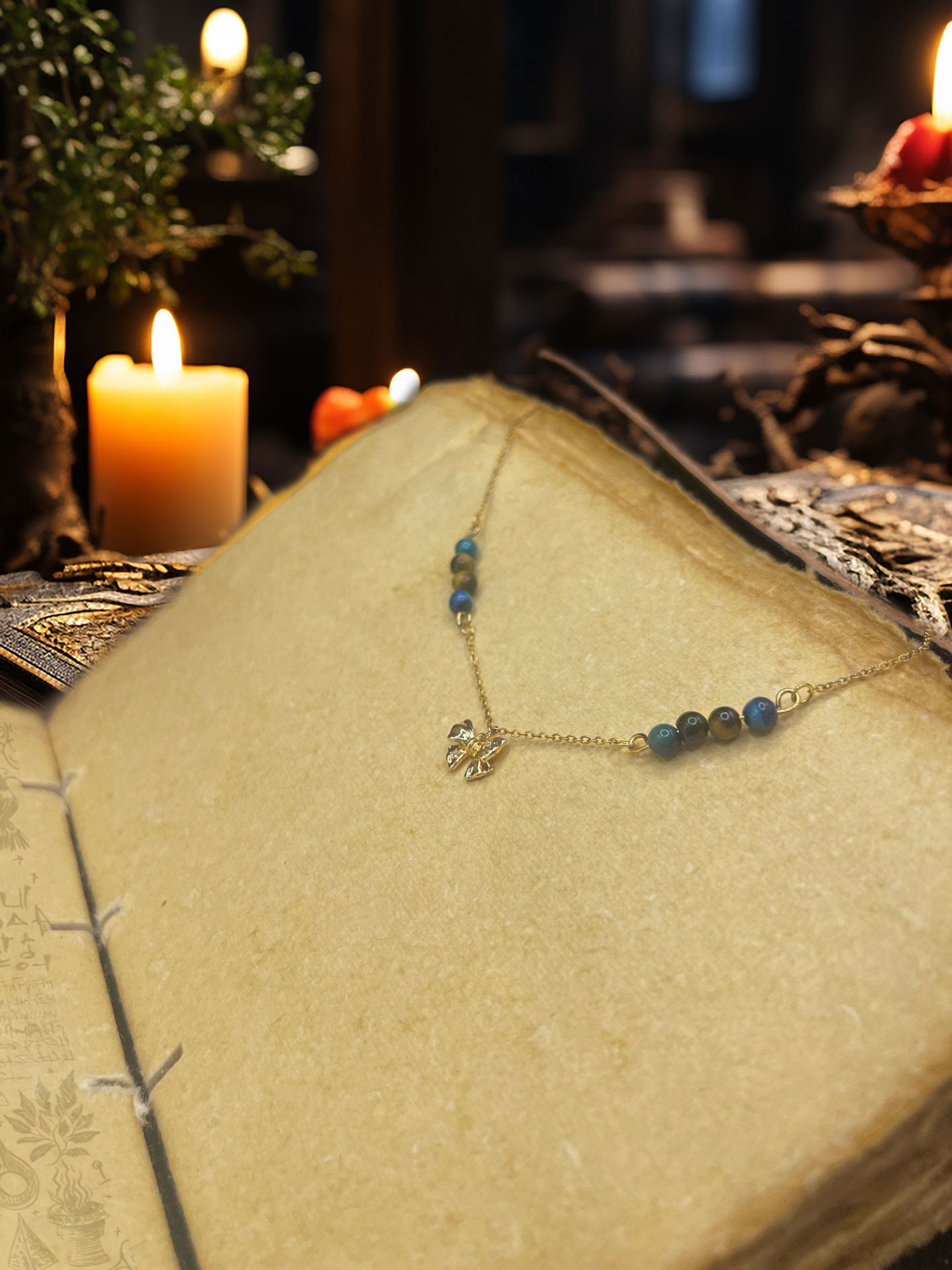 Collier Nœud Enchanté
