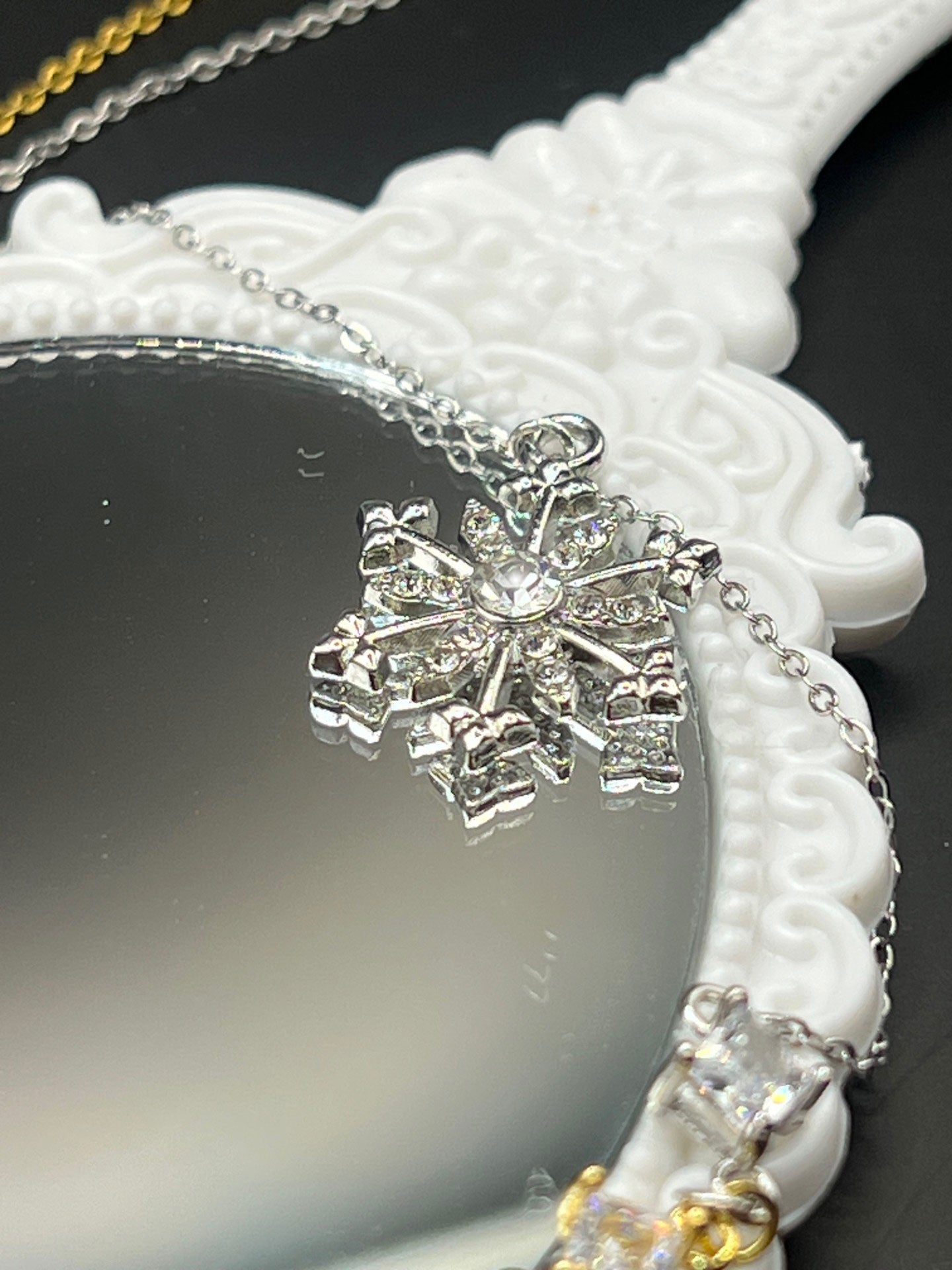 Collier bi-nuancé Flocon Cristallin