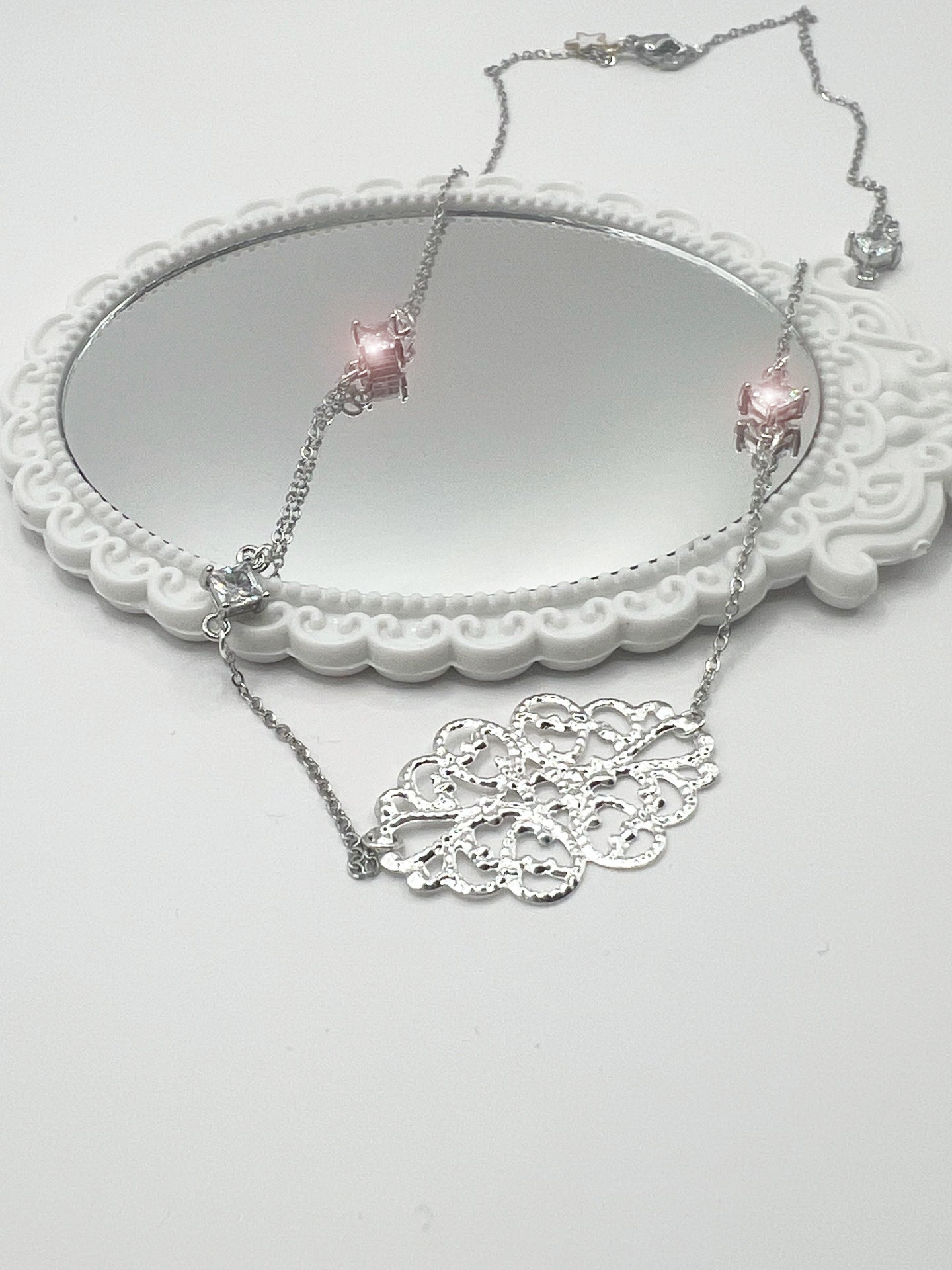 Collier Dentelle Raffinée